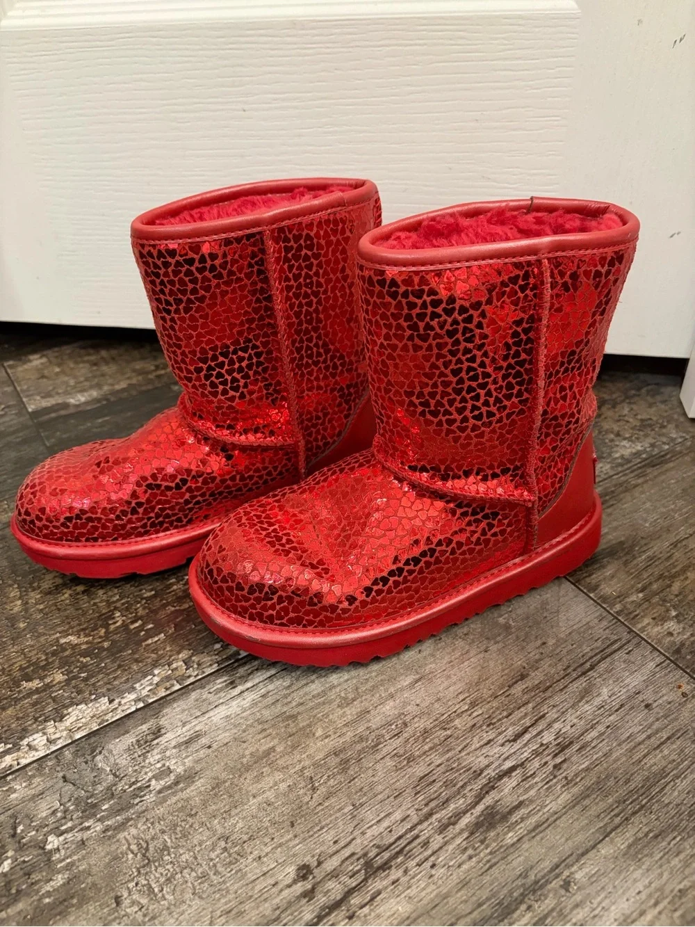 UGG Girls Red Glitter Heart-Print Booties